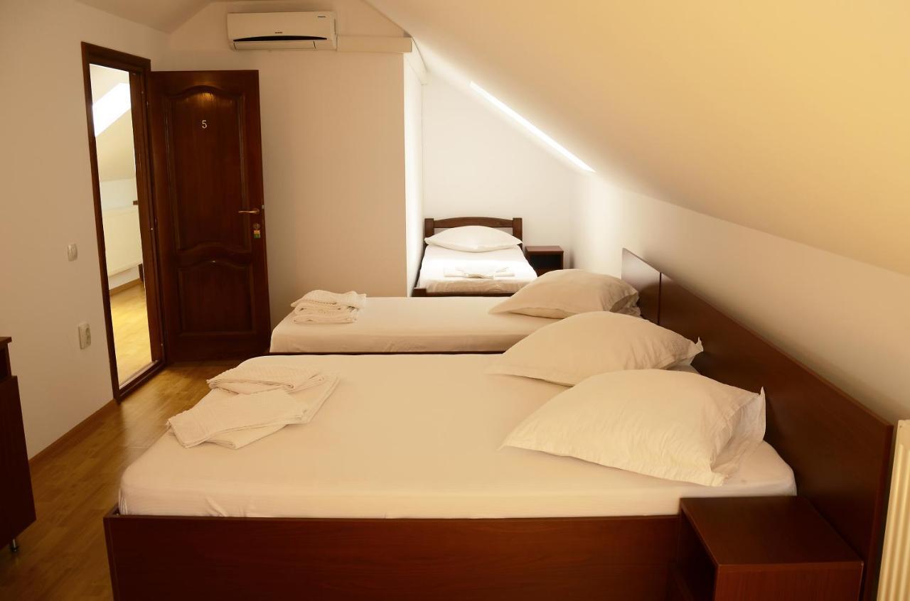 Casa Moteasca Hotel Mihai Viteazu  Bagian luar foto
