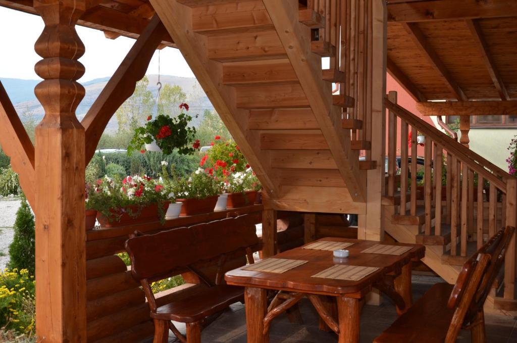 Casa Moteasca Hotel Mihai Viteazu  Bagian luar foto