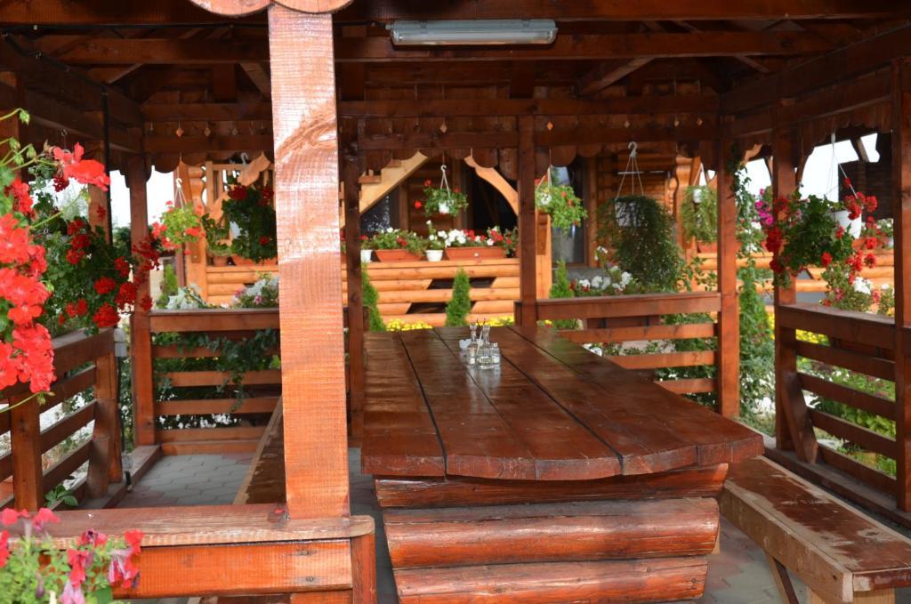 Casa Moteasca Hotel Mihai Viteazu  Bagian luar foto